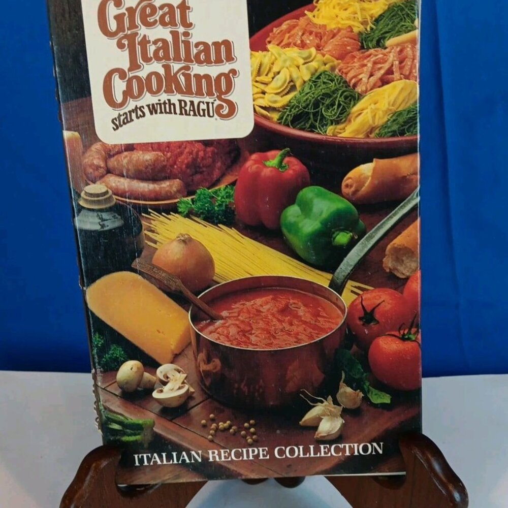 Great Italian Cooking Starts w RAGU by Ragu Foods Staff Spiral Hardcover 1984‎